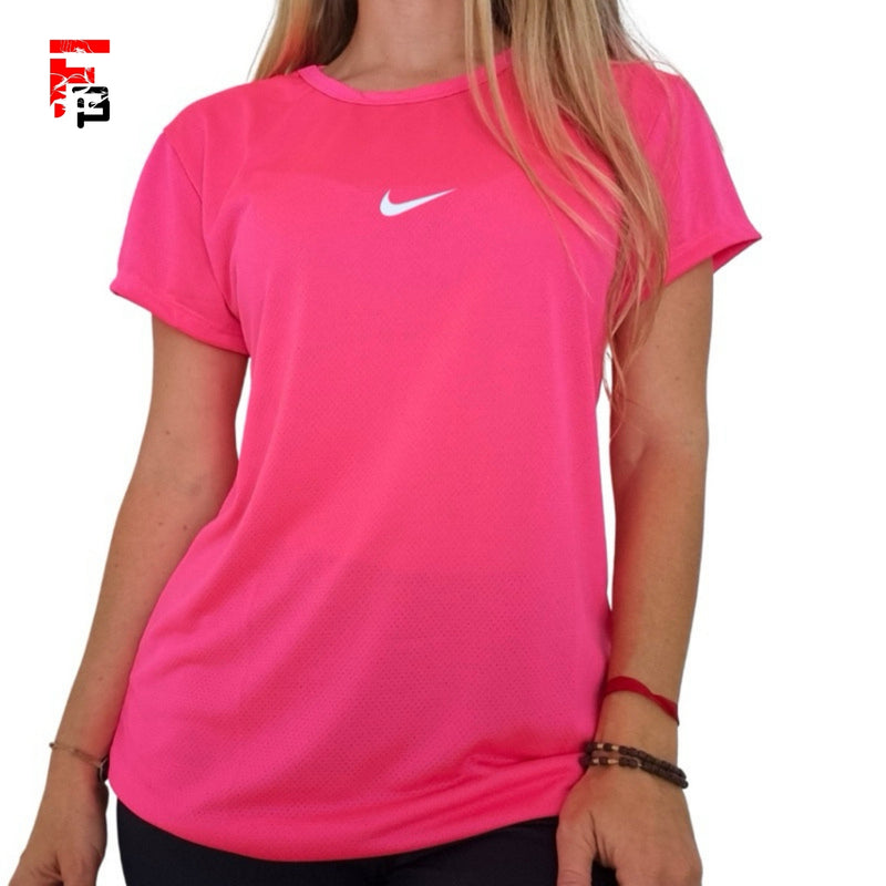 Camiseta NIKE Dry-fit Feminina ElasticTech