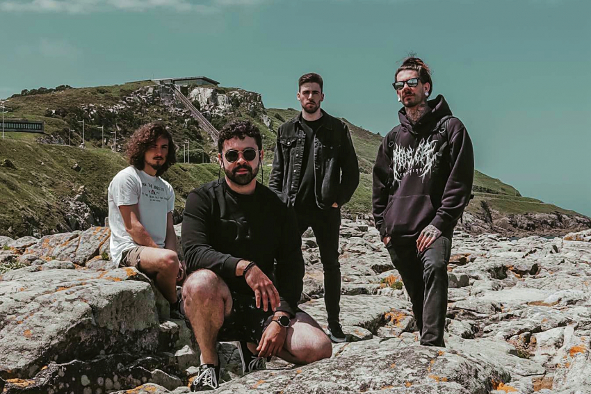 Ashes In The Ocean, banda de metalcore